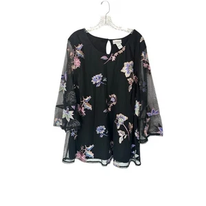 Blusa Catherines Negra Plus Encaje Floral Bordada Caprichosa Hada Talla 2X - Imagen 1 de 11