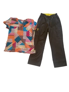 Set scrub donna top e fondo, lotto 2 pezzi, taglia large L/LT/LS, vedi dettagli - Foto 1 di 10