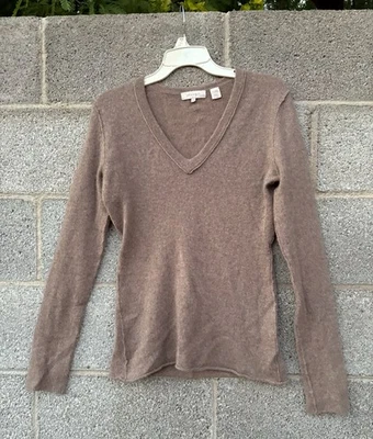 Pullover INHABIT Mezcla de Cachemira Costuras Expuestas Cuello en V Suéter Taupe Acogedor Talla Grande Foto 1 de 4