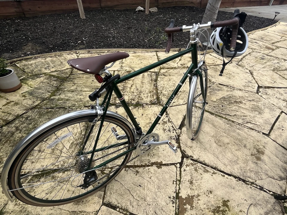 Bicicleta de estrada pública R18 - Imagem 1 de 1