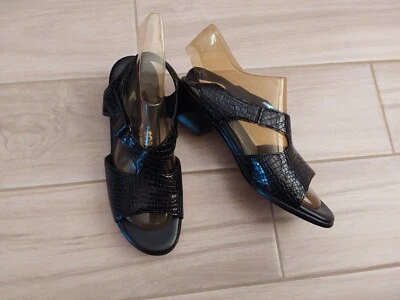 SAS Tripad Comfort Croc Embossed Black Low Heel Sandal.    Size 9.5 M - Image 1 of 4