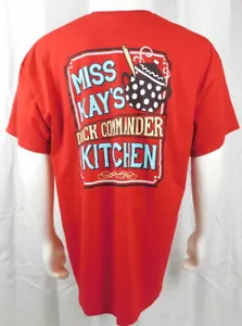 T-shirt uomo Miss Kay's Duck Commander Kitchen Duck Dynasty rossa taglia XXL 2XL - Foto 1 di 7