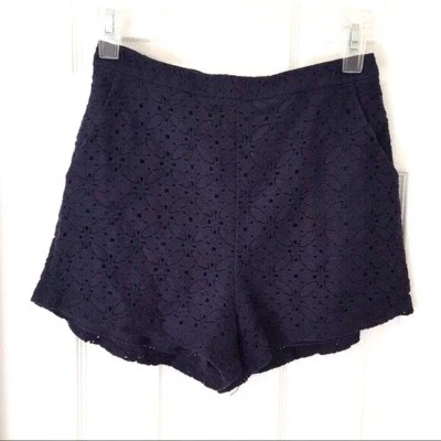 Pantalones Cortos Exuberantes Para Mujer Talla Pequeña Azul Marino Floral Encaje Tiro Alto Cremallera Trasera Completamente Forrados Foto 1 de 4