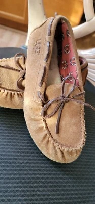 Zapatillas ugg talla 3 Foto 1 de 4