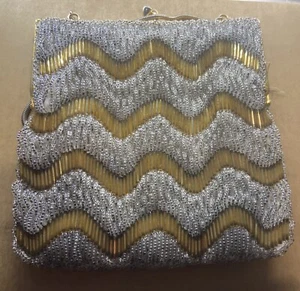 Vintage Silver & Gold Seed Bead Evening Bag Purse Clutch - Imagen 1 de 4