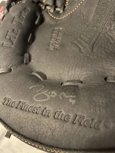 Yadier Molina Signed Rawlings Renegade Finest In The Field Game Model Glove - Picture 1 of 3