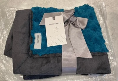 NUEVO EN PAQUETE, MINI MANTA DE LUJO EXUBERANTE SARANONI - REMOLINO VERDE AZULADO/CARBÓN EXUBERANTE Foto 1 de 3