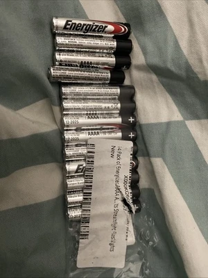 Lote de 6 PAQUETES de 2 cada uno - TOTAL 12 PILAS ENERGIZANTES AAAA alcalinas 1,5 voltios Foto 1 de 4