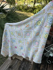 Granny Square Afghan Throw Pastel Pink Green Blue Yellow Orange Handmade Vtg - Picture 1 of 5
