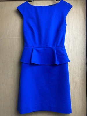 French Connection 尺寸 4 蓝色荷叶腰紧身连衣裙蓝色俱乐部服 — 第 1/4 张图片