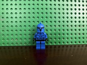 lego star wars clone senate commando upshift misprint on helmet