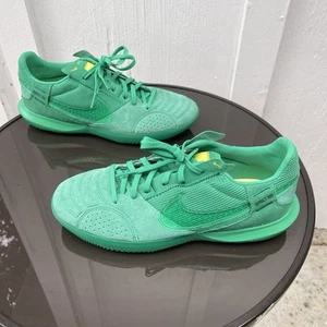 Herren Nike Streetgato Hallen Fußballschuhe grün DC8466-301 Größe 6,5 - Bild 1 von 12