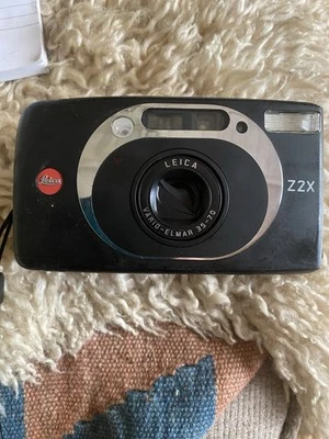 Leica Z2X Black con Vario Elmar 35 70mm. Foto 1 de 4