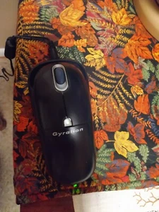 Gyration Ultra 30 ft Cordless Optical Air Wireless Mouse GP110 + Cradle GP4101 - Picture 1 of 4