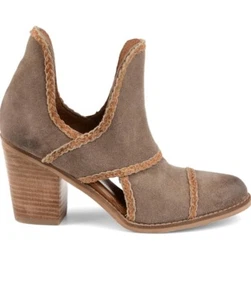Journey Leather Boots Booties Side Cut Out Block Heel Size 7.5 - Picture 1 of 9