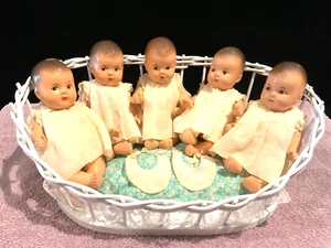 1930s Madame Alexander Dionne Quintuplets Dolls 7" w/Basket Bed Cuteness! - Picture 1 of 23