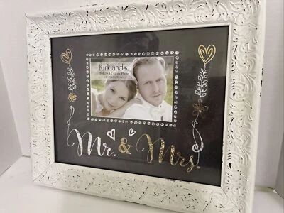 Marco de fotos de boda para foto de 5x7” marco blanco envejecido Kirkland’s Foto 1 de 4