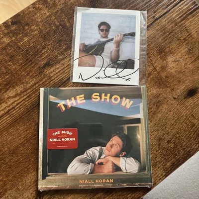 Niall Horan SIGNED AUTOGRAPHED Artcard + The Show CD - Image 1 of 4