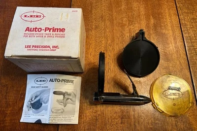 LEE Auto-Prime Hand Priming Tool-(90230) VGC RELOAD - Image 1 of 4