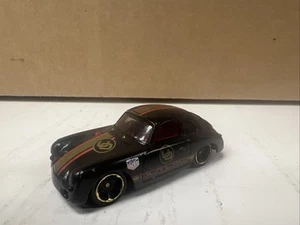 1955-1963 Porsche 356 Collectible 1/64 Scale Diecast Diorama Model - Picture 1 of 7