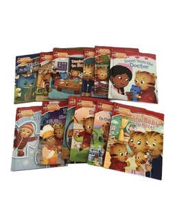 Daniel Tiger's Neighborhood 12 Books From Daneil’s Little Library No Outter Slip - Picture 1 of 24