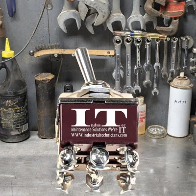 Industec E-TEN302 Toggle Switch - TPDT 2 Position Maintained KN3C-302 12V 24V