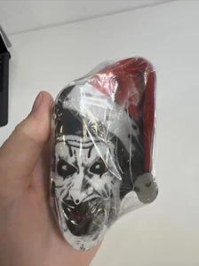 Arte El Payaso Del Terrifier Sombrero de Papá Noel Halloween Navidad Clip de Pelo Horror - Imagen 1 de 4