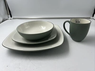 Noritake Ceramic Green Bowl, Side, Dinner & Mug Plate Set BB01B45024 - Image 1 of 4
