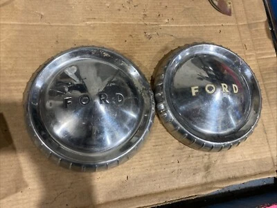 Juego De 2 Tapacubos Plato FORD FALCON PERRO 1960-1962 Cubierta Rueda De Colección 9.5" M Foto 1 de 4