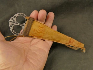 ANTIKE ITALIENISCHE DURCHBOHRTE STAHLSCHERE MIT BROKAT ETUI TAOS KÜNSTLER PROVENIENZ - Bild 1 von 9