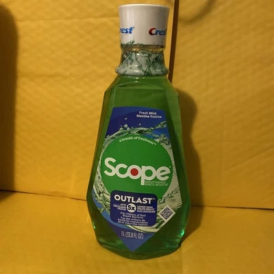 Crest Scope Outlast Mouthwash  Fresh Mint 33.8 fl oz. - Image 1 of 2
