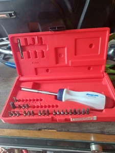 SNAP-ON SCREWDRIVER SET - Picture 1 of 5