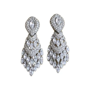 Vintage Signed Ciner Clear Rhinestone Runway Shoulder Duster Clip Earrings 3” - Bild 1 von 6