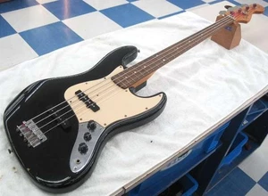 Bajo eléctrico Squier Jazz envío seguro desde Japón - Imagen 1 de 12