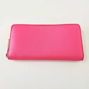 Marc Jacobs Hot Pink Zip Around Wallet Geldbörse/Ecken Nd Wiping/innen sauber - Bild 1 von 17