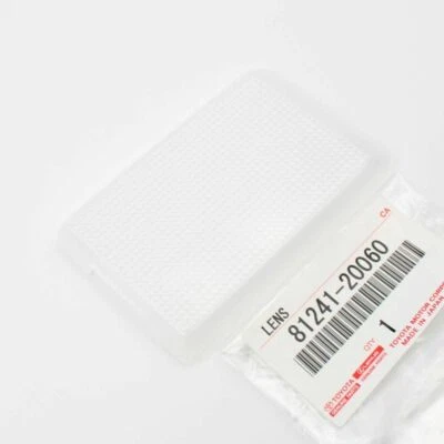 FACTORY TOYOTA LAND CRUISER 4RUNNER DOME LIGHT LENS LAMP COVER 8124120060 OEM - Image 1 of 4