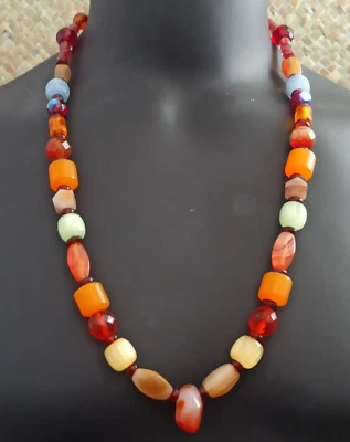 ÚNICO Collar Unisex Bohemio Colorido Piedra Baquelita Vidrio Hombres Mala Caja De Colección Foto 1 de 4