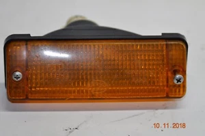 Audi 81-91 Front bumper Left turn signal Hella w/ bulb holder 100 200 4000 5000 - Picture 1 of 2