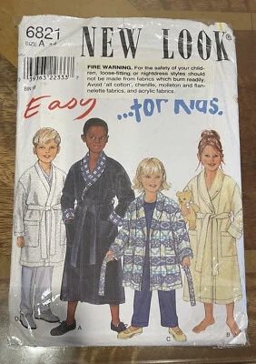New Look Vintage Child Dressing gown 70s Sewing Pattern 6821 Size 3-8 - Image 1 of 3