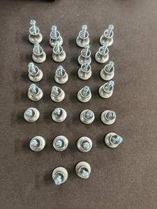 Richelieu Hardware 1-1/4 in. Brushed Nickel Contemporary and Modern 26 Knobs - Picture 1 of 6