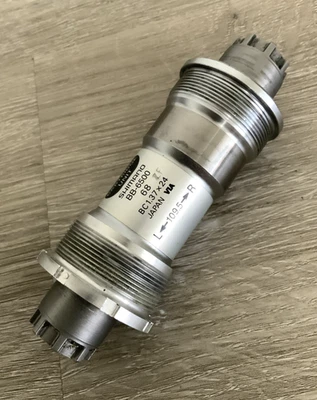 SHIMANO ULTEGRA BOTTOM BRACKET OCTALINK VOL 1 MODEL 6500 BRITISH 68-109.5 DOUBLE - Image 1 of 3