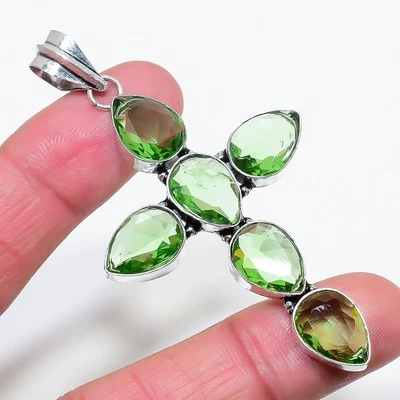 Pendentif pierre précieuse améthyste verte fait main ancien forme poire croix... - Photo 1/4