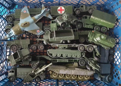 ORIGINAL VINTAGE MILITARY DIECAST DINKY JOB LOT TANK TRANSPORTER TRUCKS etc - Image 1 of 2