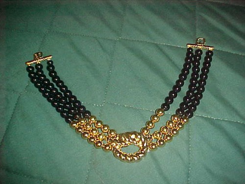 COLLANA GIROCOLLO GIVENCHY BIJOUX VINTAGE TONO ORO E PERLINE NERE BELLISSIMA #45