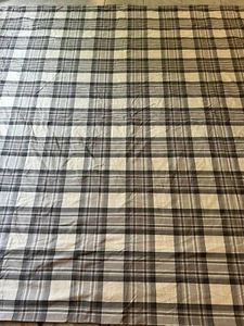 Ikea Smalruta Duvet Cover Queen Size Grey cream Plaid Button Up Enclosure - Picture 1 of 6