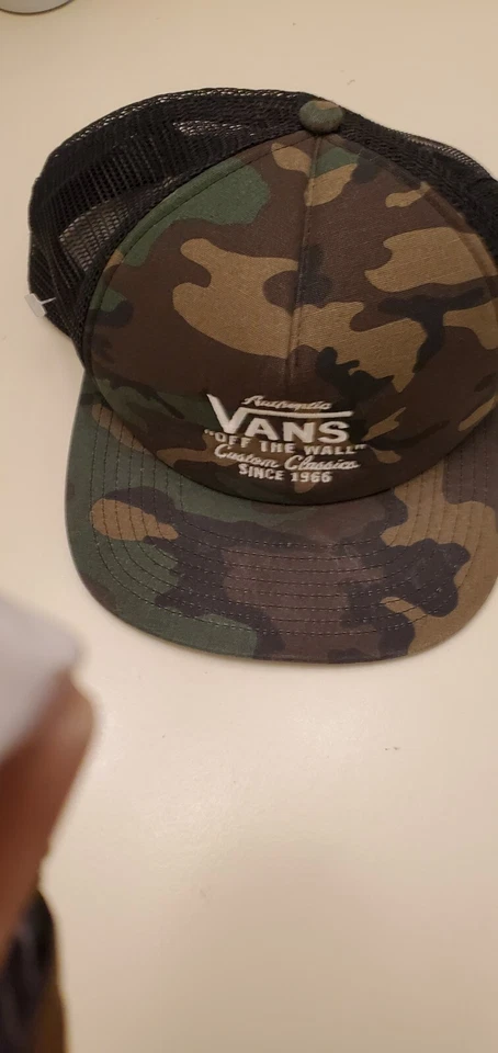 Vans Off The Wall Camo Trucker Hat Snapback Adjustable Mesh Back Distressed - Image 1 of 1