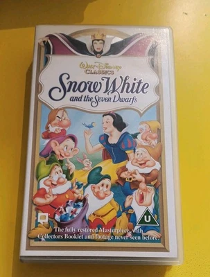 Snow White And The Seven Dwarfs VHS Walt Disney Classics Video TESTED  - Image 1 of 3