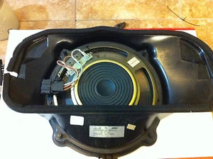 MERCEDES C320 2002 REAR SUBWOOFER SUB WOOFER BOSE AUDIO SPEAKER - Foto 1 di 5