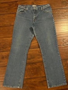 Levi’s 550 Relaxed BootCut Denim Jeans Women’s size 12M - Picture 1 of 6