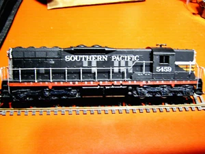 MINT ATHEARN HO Southern Pacific SD7 SP 5459 Locomotive Black Widow Dual Motors - Picture 1 of 5